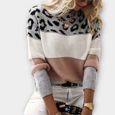 Kay - Casual Leopard Sweater