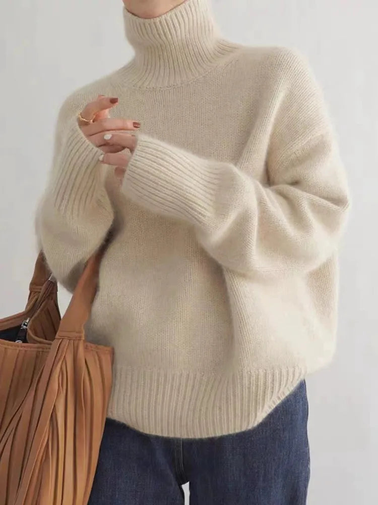 Risa | Chic Warm Turtleneck
