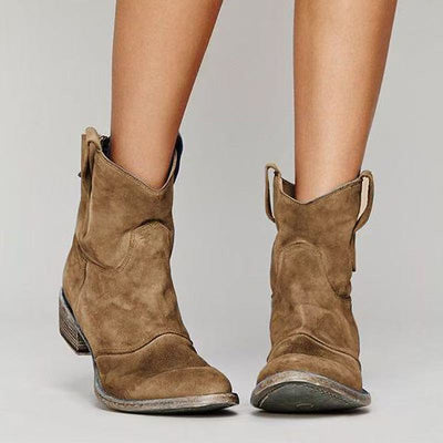 Abigail  – Timeless Ankle Boots