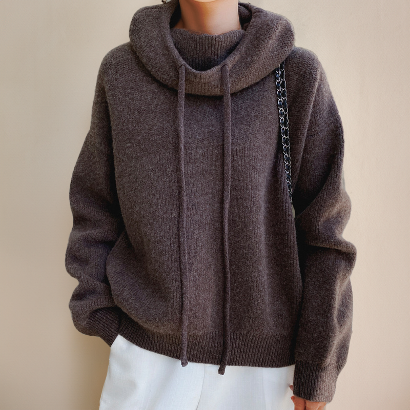 Luna | Cozy Hooded Pullover Style