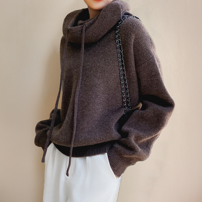 Luna | Cozy Hooded Pullover Style
